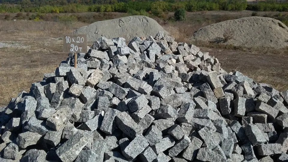 Гранітна бруківка
