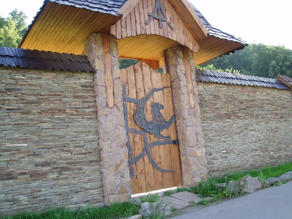 Пісковик, облицювання стіни, рваний камінь, фото 26